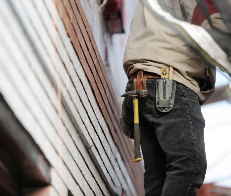 Outdoor Repairs Handyman Services in Dubai