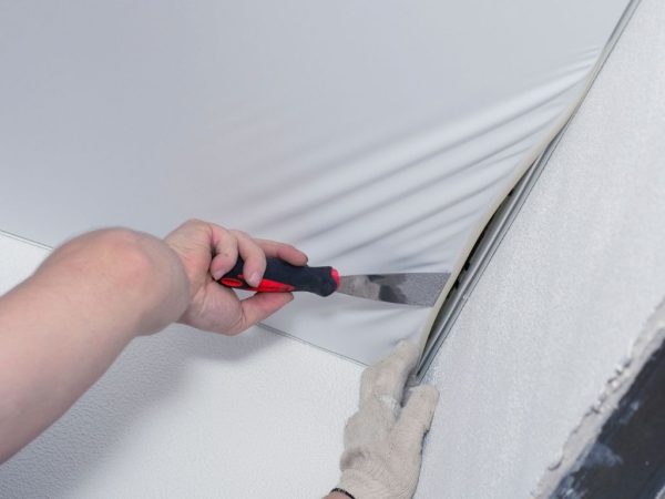 ceiling repair and installation services in Dubai